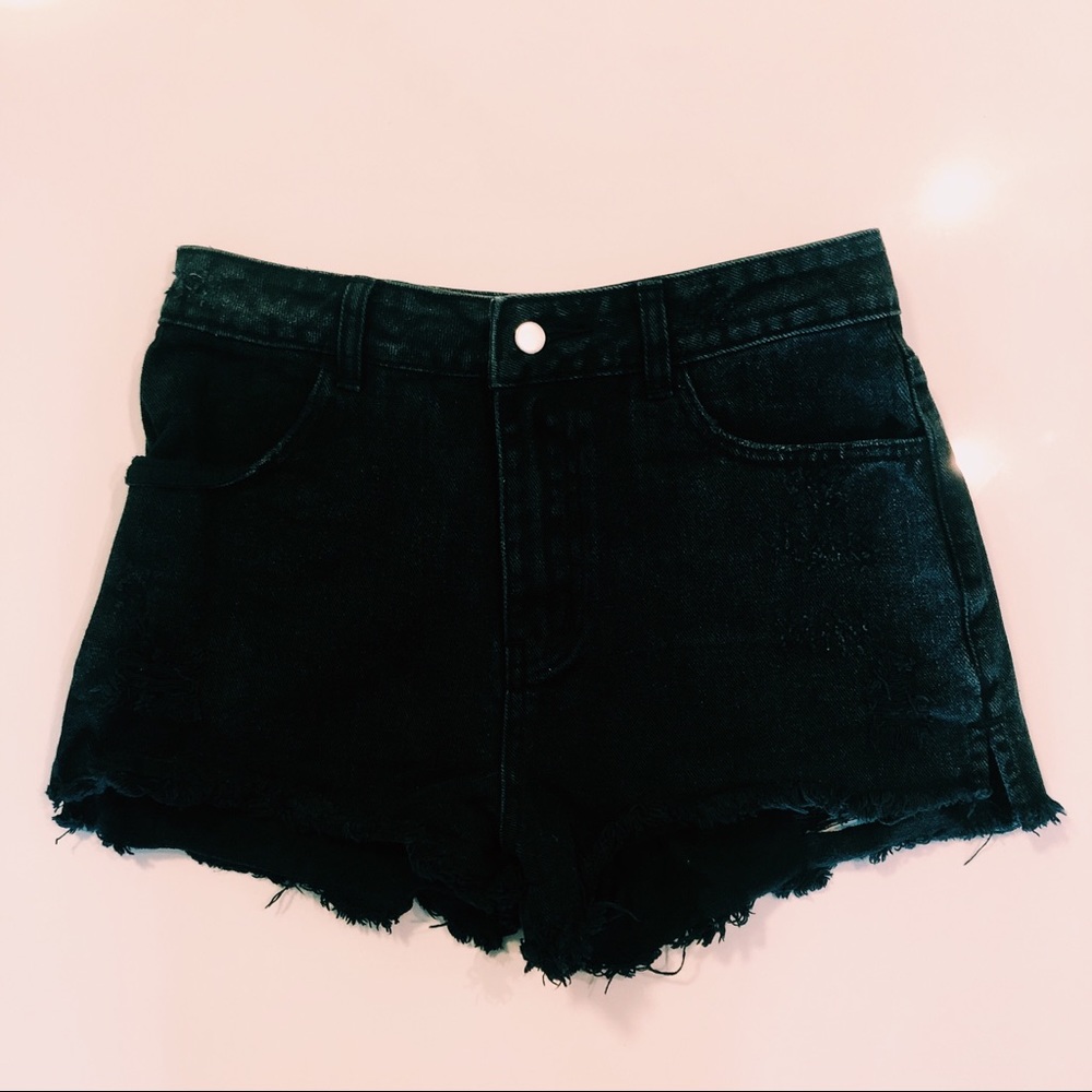 Honey Punch black distressed shorts